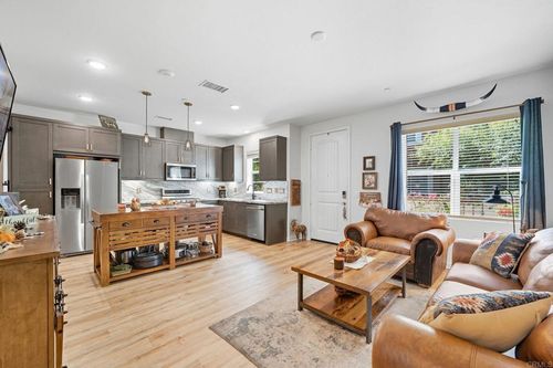 122 Diamante Rd, San Marcos, CA, 92078-1412 | Card Image