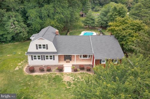 3240 Juniper Ln, Huntingtown, MD, 20639-9370 | Card Image