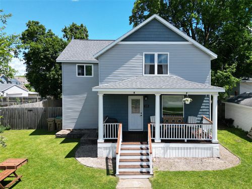 115 S Prairie Street, Chippewa Falls, WI, 54729 | Card Image