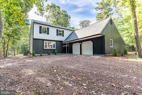 9 Hawthorne Dr, MEDFORD, NJ, 08055-8361 | Card Image