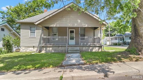 1113 S Washington St, Bloomington, IN, 47401-5841 | Card Image