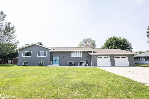 912 9th Street Ne, Belmond, IA, 50421 | Card Image