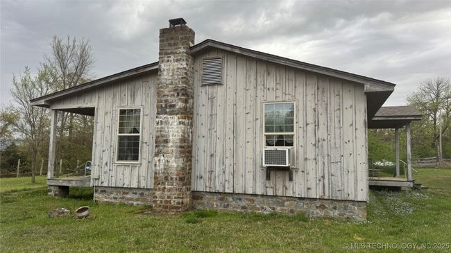 24252 Independence Rd, House other with 2 bedrooms, 1 bathrooms and null parking in Heavener OK | Image 14