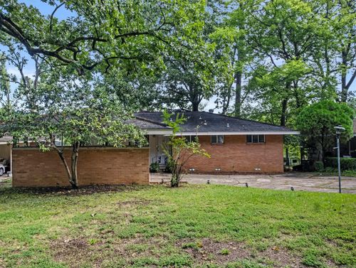 32 Lakeshore Dr, Little Rock, AR, 72204-4861 | Card Image