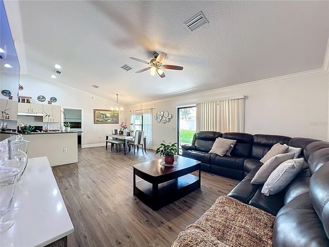 3931 Sw 130 Th Loop, House other with 4 bedrooms, 2 bathrooms and null parking in OCALA FL | Image 4