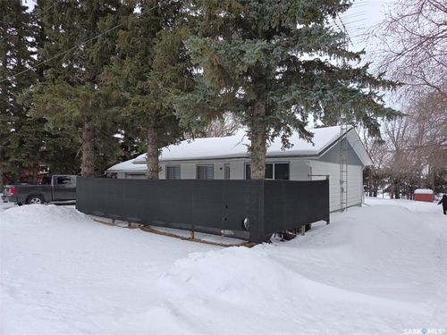 643 Main St, Annaheim, SK, S0K2J0 | Card Image
