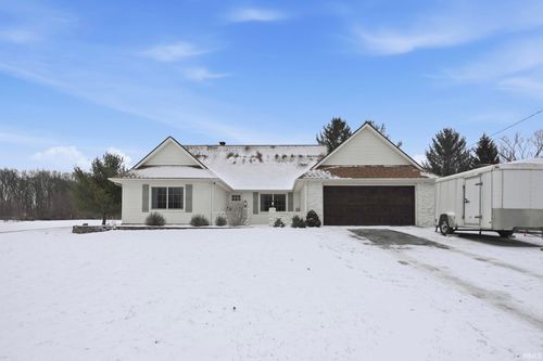 18416 Lima Rd, Huntertown, IN, 46748-9703 | Card Image