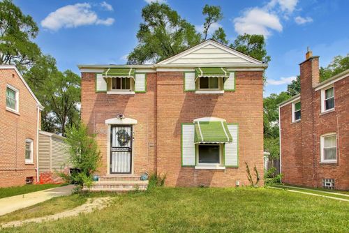 9615 Bensley Ave, Chicago, IL, 60617-4961 | Card Image