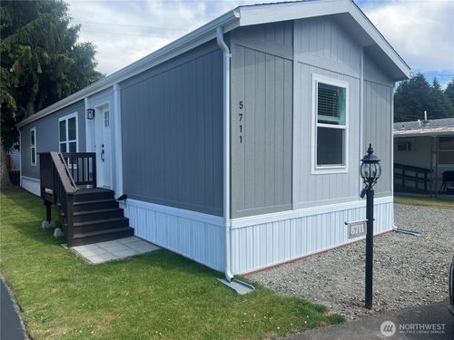 30-5711 112th Avenue Ct E, Puyallup, WA, 98372-5946 | Card Image