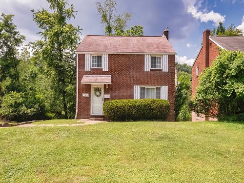 740 Churchill Ave, Penn Hills, PA, 15235-4139 | Card Image