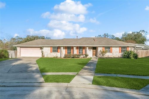7 Pearl Ct, Kenner, LA, 70065-3109 | Card Image