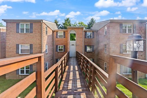 51-421 Redding Rd, Lexington, KY, 40517 | Card Image