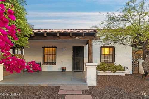 1718 E Grant Road, Tucson, AZ, 85719 | Card Image