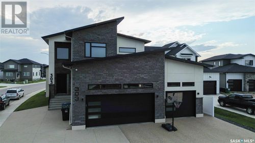 303 Woolf Bay, Saskatoon, SK, S7W1E5 | Card Image