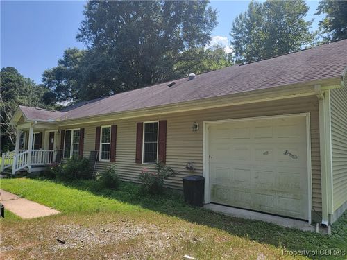 31 Moccasin Trl, Weems, VA, 22576-2544 | Card Image