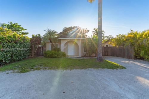 7048 Sw 83rd Ct, Miami, FL, 33143-2517 | Card Image