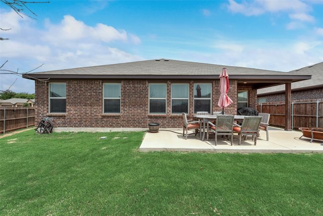 210 High Point Way, House other with 4 bedrooms, 2 bathrooms and null parking in Justin TX | Image 27