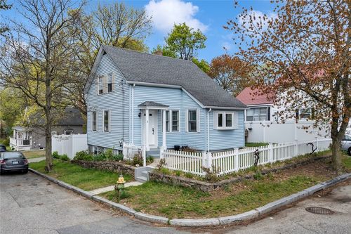 2 Carder Street, Providence, RI, 02904 | Card Image