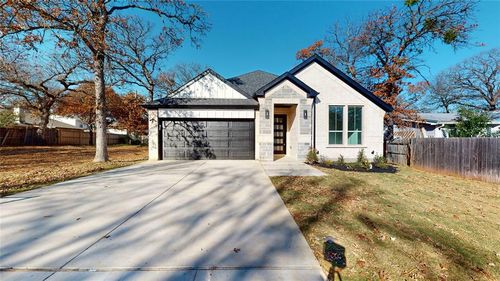 4705 Old London Lane, Arlington, TX, 76017 | Card Image