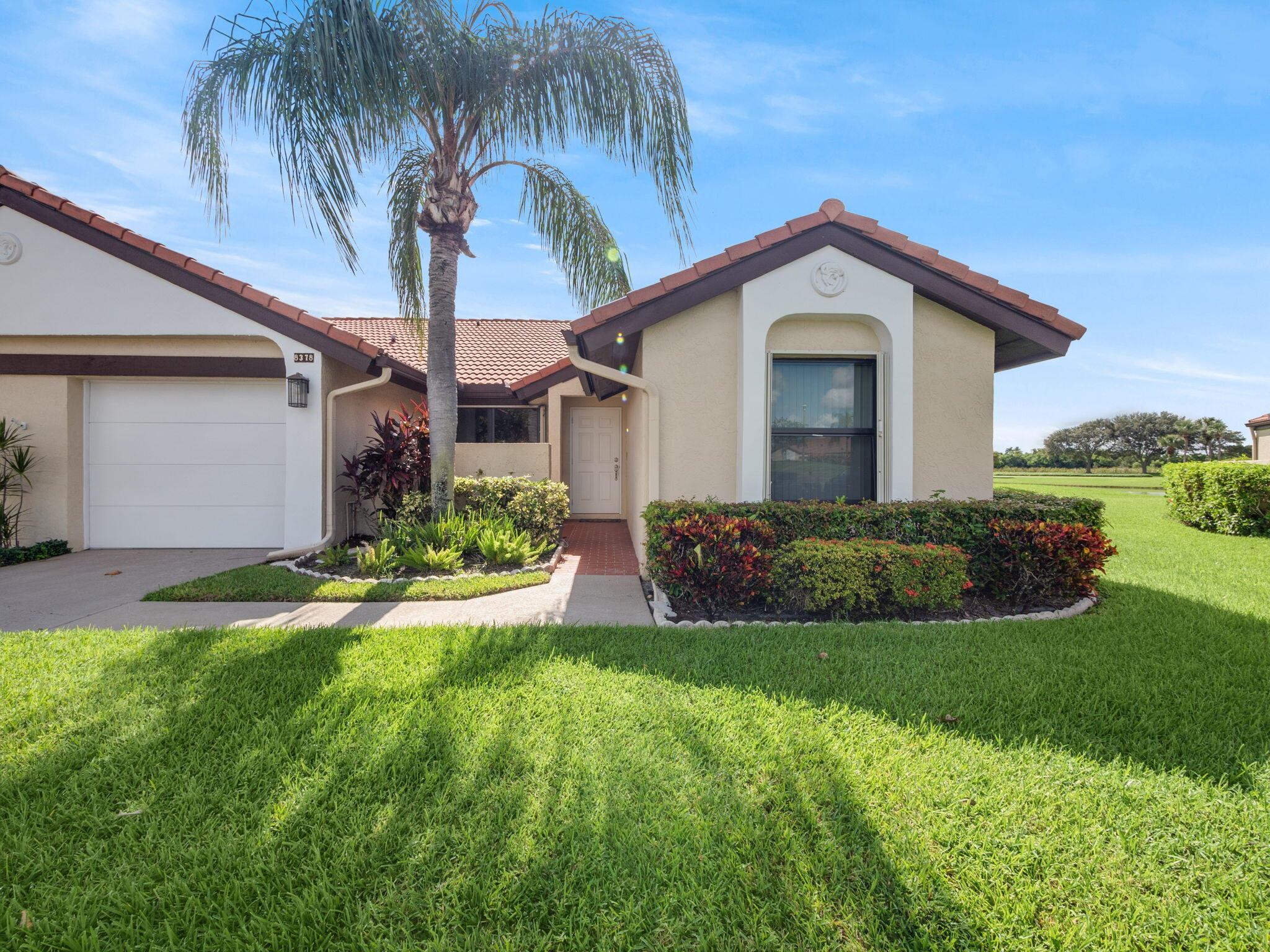 Mooring Cir, Boynton Beach, FL 33472