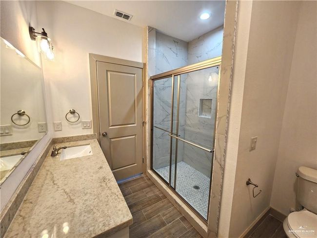 APT-1 - 3600 Frio Ave, Condo with 2 bedrooms, 2 bathrooms and 2 parking in McAllen TX | Image 13
