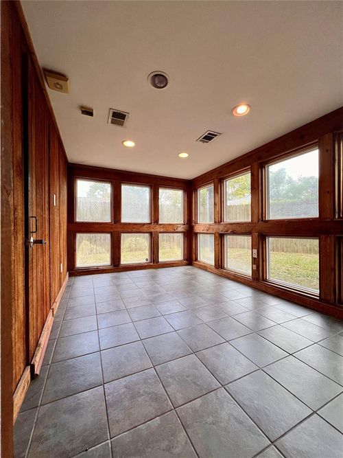 4218 Glebe Rd, Houston, TX, 77018-3002 | Card Image