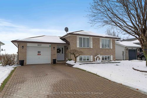 537 Angus Campbell Dr, Pembroke, ON, K8A8K5 | Card Image