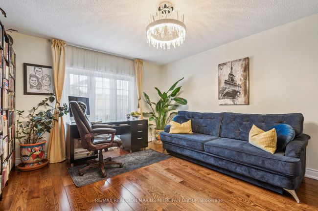 8 Louana Cres, Condo with 4 bedrooms, 4 bathrooms and 2 parking in Vaughan ON | Image 26