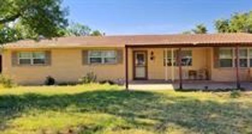 3105 Barkley Ave, Midland, TX, 79701-6215 | Card Image