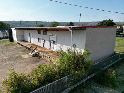 9510 90 Ave, Peace River, AB, T8S1G8 | Card Image