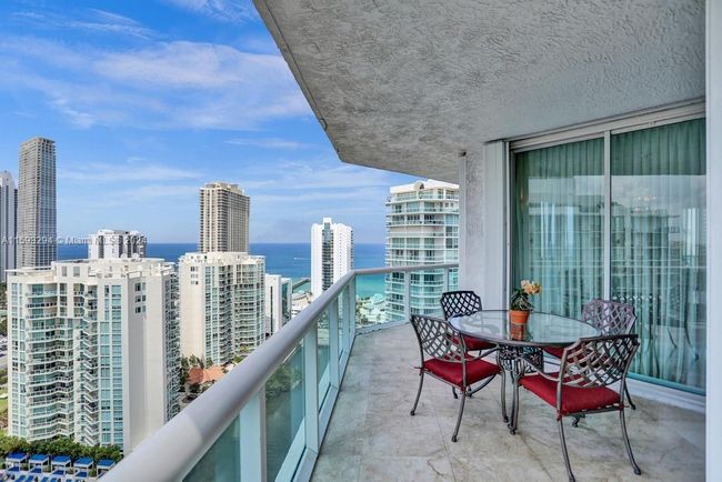 2651 - 16500 Collins Ave, Condo with 3 bedrooms, 3 bathrooms and null parking in Sunny Isles Beach FL | Image 43