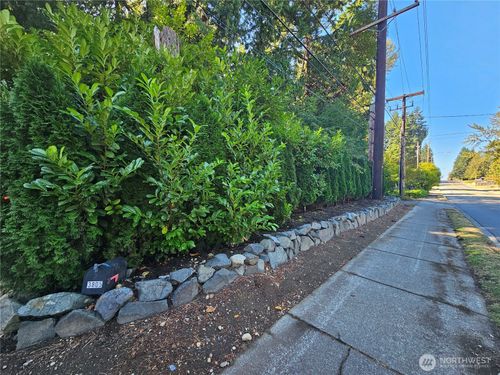 3807 S 272nd St, Kent, WA, 98032-7807 | Card Image