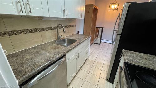 203-326 Hunter St E, Hamilton, ON, L8N1N6 | Card Image