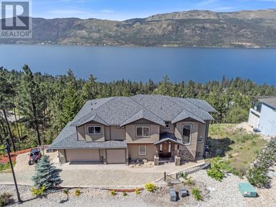 13598 Townsend Dr, House other with 8 bedrooms, 5 bathrooms and 3 parking in Lake Country BC | Image 2