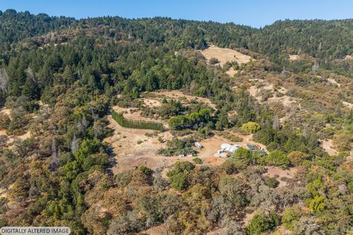 6650 Robinson Creek Rd, Ukiah, CA, 95482-8830 | Card Image