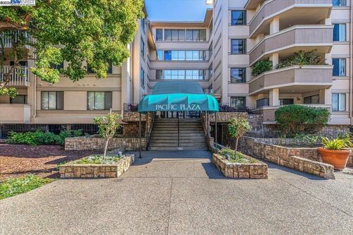 apt-325-1400 Carpentier St, San Leandro, CA, 94577-3657 | Card Image