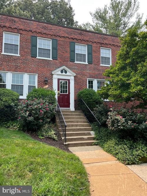 11573-1913 Key Blvd, ARLINGTON, VA, 22201-3230 | Card Image