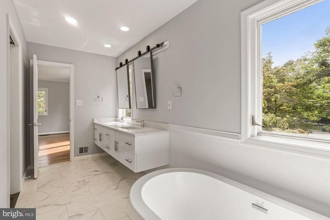 1011 Shipman Ln, House other with 5 bedrooms, 4 bathrooms and null parking in Mclean VA | Image 28