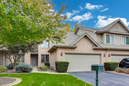 1617 Cherry Blossom Dr, Munster, IN, 46321-5143 | Card Image