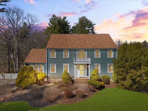 78 Gretchen Way, Raynham, MA, 02767-5164 | Card Image