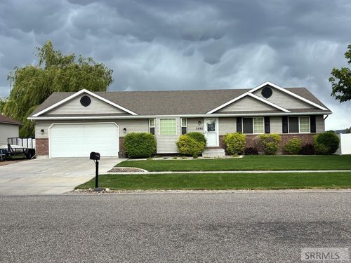 2890 N Azure Drive, Idaho Falls, ID, 83401 | Card Image
