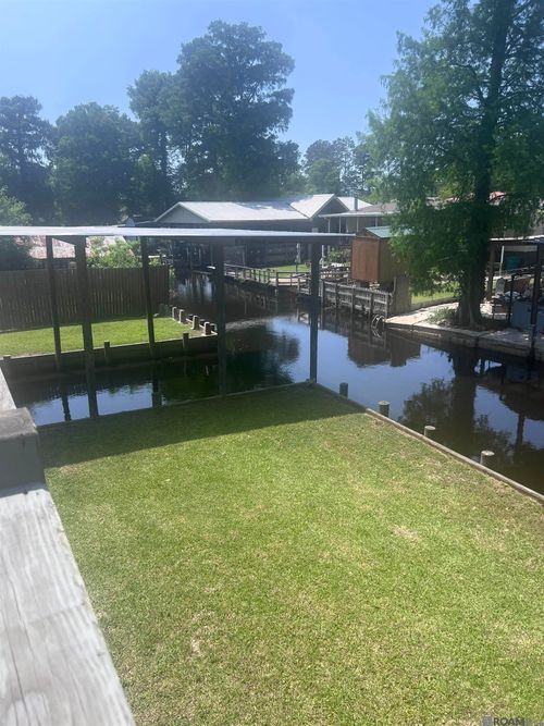 32027 Pats Ln, Springfield, LA, 70462-8241 | Card Image