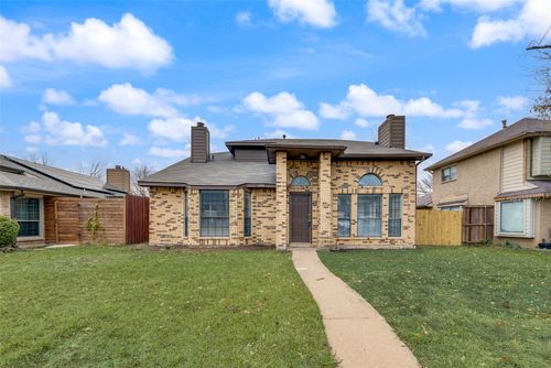 11805 Eloise Dr, Balch Springs, TX, 75180-1357 | Card Image