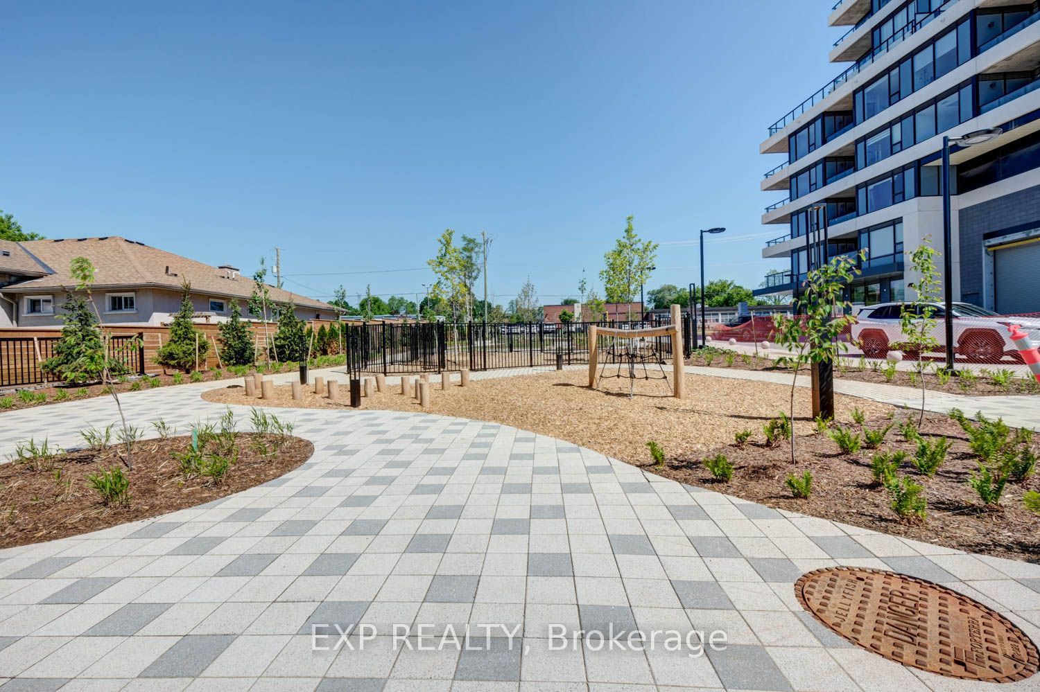 Residential in Vaughan 4