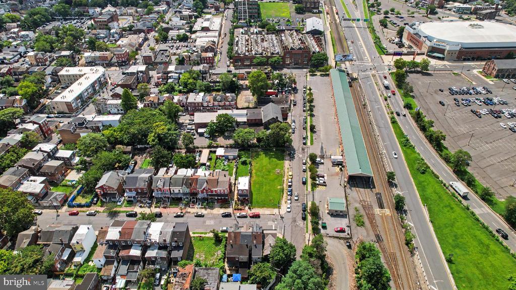 Commercial Lease in TRENTON 4