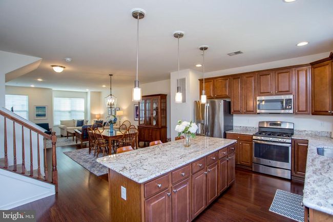 1994 Hickory Ln, Townhouse with 3 bedrooms, 4 bathrooms and null parking in LANGHORNE PA | Image 7