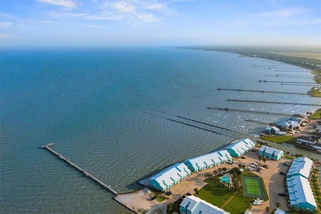 APT-101 - 2292 N Fulton Beach Rd, Condo with 3 bedrooms, 3 bathrooms and null parking in Rockport TX | Image 27