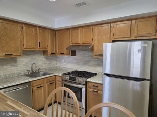 apt-10-304 Trinity Ct, Princeton, NJ, 08540-7024 | Card Image