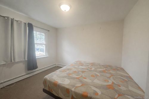 187 Horseblock Rd, Farmingville, NY, 11738-1236 | Card Image