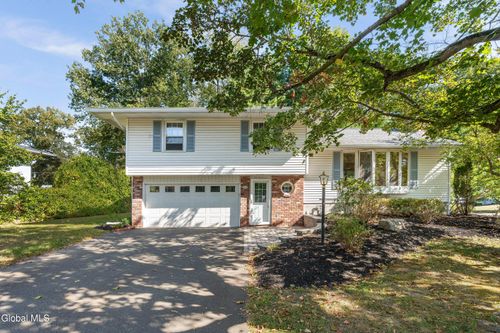 228 Murray Ave, Delmar, NY, 12054-9711 | Card Image